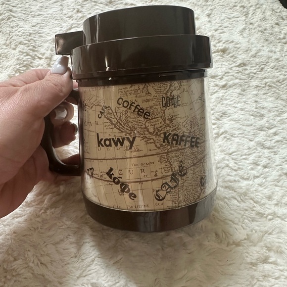 Set of Vintage 70’s cafe mugs - Picture 4 of 10